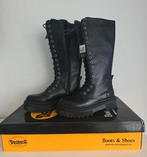 Dockers by Gerli Damen