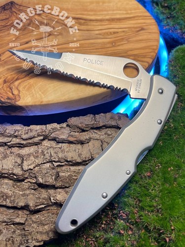 Spyderco police 1st gen - 1st,