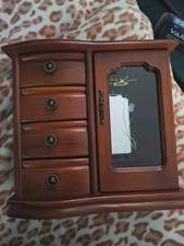 Schmuckvitrine, Schmuckschränkchen Holz, Rotbraun, mit Schubladen  und Glastür