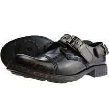 Boots & Braces - 3 Loch