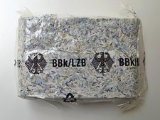 Geschreddertes Geld 75000 DM als Brikett von der Landeszentralbank