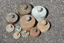 KONVOLUT alte antike Gewichte Punzen Marken Messing Sammlung SAMMLUNG