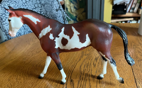 Breyer classic pinto skewbald - breyer,