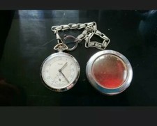 Alte taschenuhr zum aufziehen