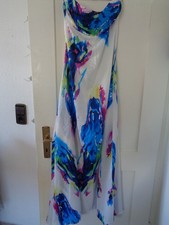 Wunderschönes Kleid Gr. 36  -