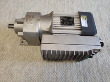 NORD DRIVESYSTEMS Stirnrad Getriebemotor 23Nm 1,0kW SK71F28