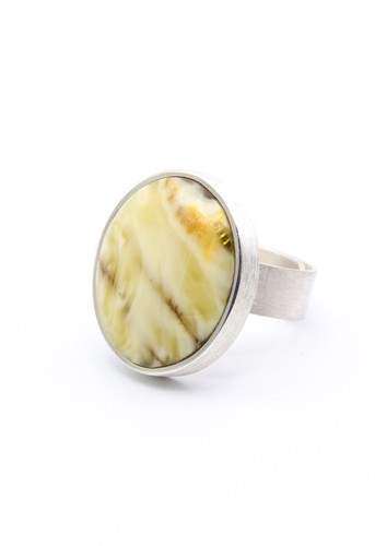 Bernstein ring gelblich - bernstein,