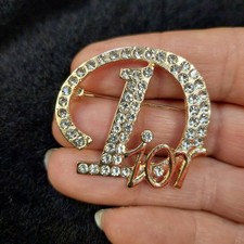 Brosche Gold Straß Buchstaben