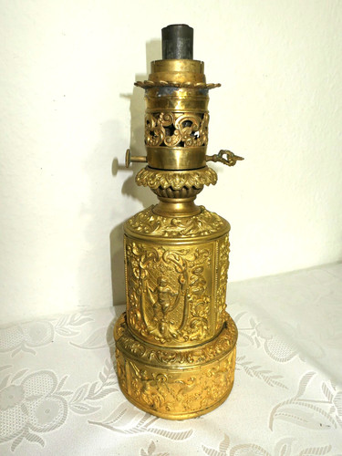 Antike petroleumlampe - antike,