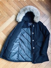 Schwarzer Arctic Parka von Woolrich, Größe S, mit Kojotenfell