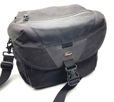 Lowepro Kameratasche Stealth Reporter D300 AW schwarz ca. 30x20x10cm