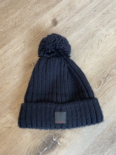 Dunkelblaue wintermütze von - dunkelblaue,
