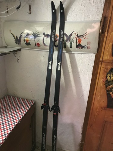 Langlauf ski trak mit - "trak",