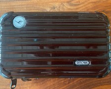 Rimowa Lufthansa  Amenity Kit