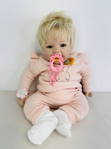 Madame alexander doll - madame, company