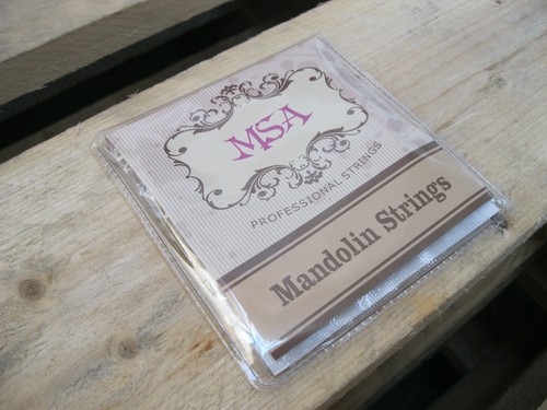 Satz mandolinensaiten 8 - mandolinensaiten, =