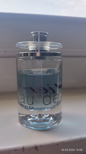 Eau cartier vétiver bleu - eau,