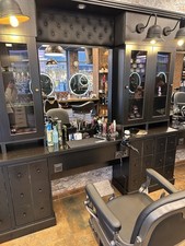 Barberpub Friseurplatz mit