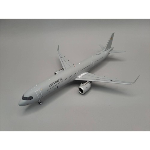 Fox 200 airbus - j,