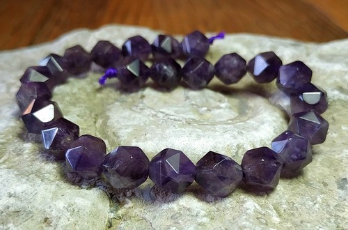 Chevron amethyst 8 mm - 😏,
