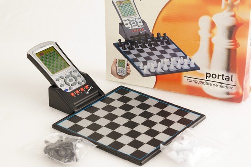 Portal 1020 chess board - chess,