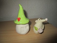 2 tlg. Deko, Haus ca. 9 cm hoch , Maus ca. 5,5 cm groß . Handarbeit.