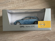 Minichamps OPEL Astra GTC Modellauto 1: 43 blaumetallic