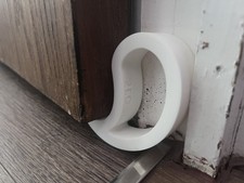 2EO Tür- & Fensterstopper - Premium Kunststoff Keilhalter rutschfest gebogenes Design