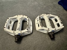 DMR V8 Magnesium Plattform