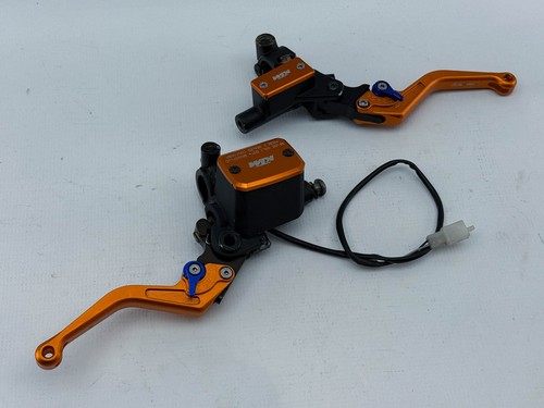 Ktm 690 smcr smc - ktm,