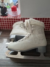 Oxelo flauschige Eiskunstlauf-Schlittschuhe mit Fellspitze Größe 5,5 UK