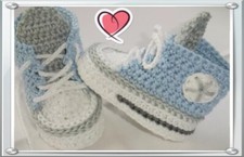 Babyschuhe Chuck Sneaker 10cm Blau Stern gestrickt/gehäkelt  Neu