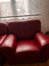 Sofa aus hochwertigem Leder in Rot, 1x 95cm, 250cm, 150cm