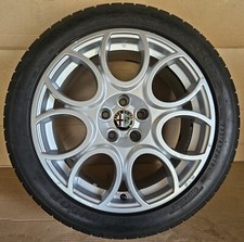 1 original Alfa Romeo Spider