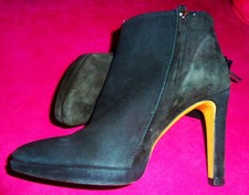 ZARA WUNDERSCHÖNE SCHWARZE