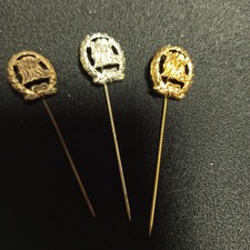 Antike Anstecknadeln, ca. 70