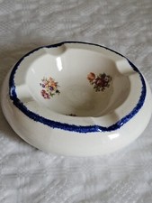 Alter Aschenbecher Porzellan