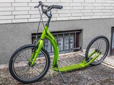 YEDOO Dragstr Tretroller 7,4 kg grün 20/20