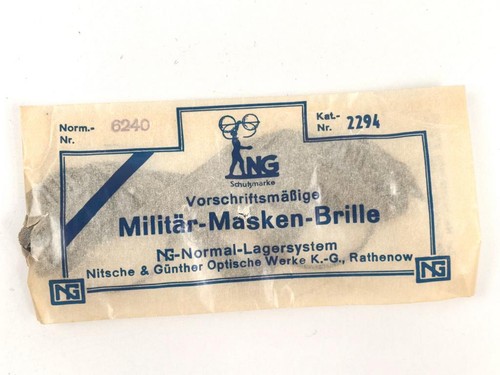 Vorschriftsmäßige militär - vorschriftsmäßige,