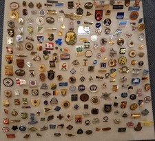 Pins konvolut diverse 150 - pins,