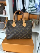 Louis Vuitton Speedy 25