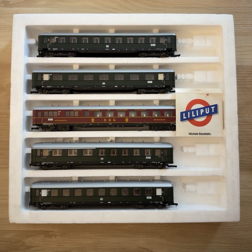 Liliput 834 personenwagen - 834,