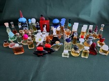 60 Parfum Miniaturen ,Sammlung