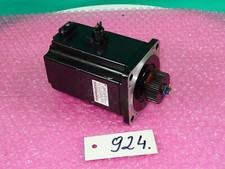 SGMPH-04A1A-YR13  YASKAWA  Servo Motor SERVOMOTOR  without cable _ (#924)