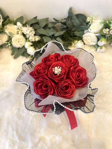 Brautstrauß satin blumen rot - brautstrauß,