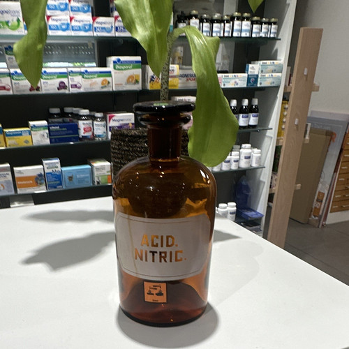 Antike apothekenflasche aus - antike,