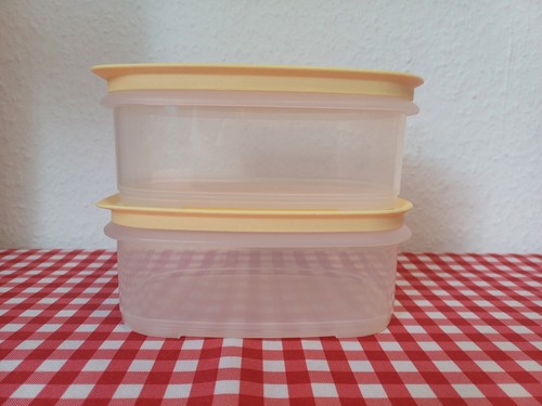 Tupperware box - tupperware, x