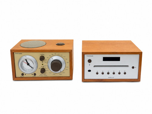 Tivoli audio model three - three, radio