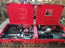 Milwaukee Akkuschrauber und Fräse in Boxen