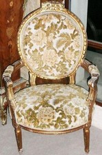 KÖNIG PALAST GOLD THRON